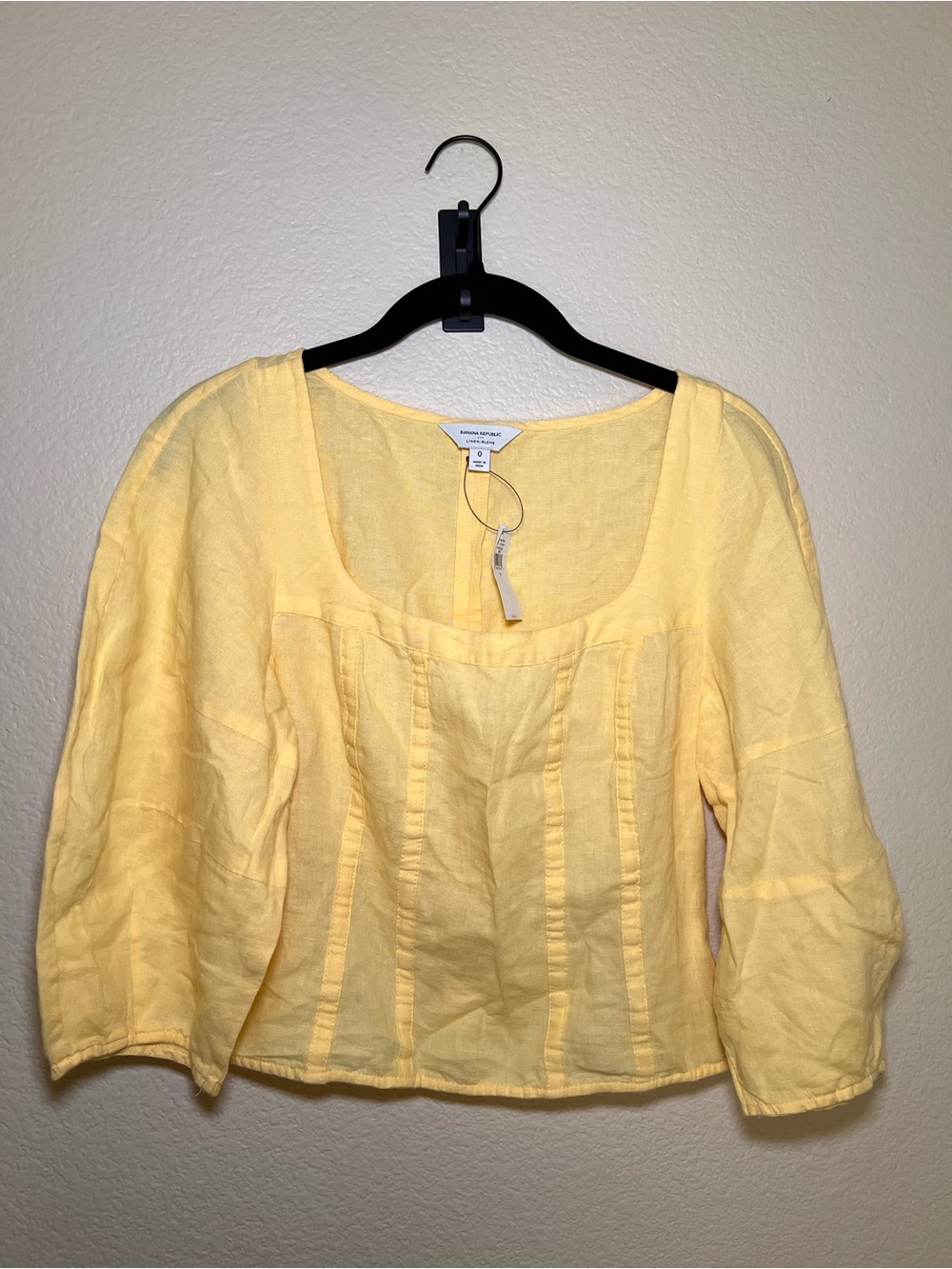 Banana Republic Soft Yellow Linen Scoop-Neck Blouse